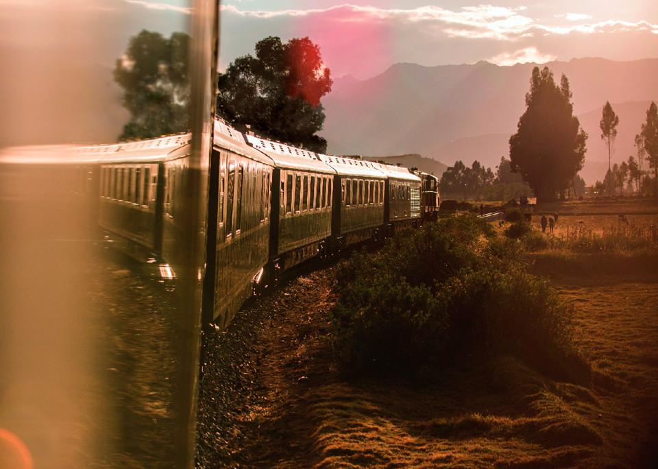 Поезд Hiram Bingham в Мачу-Пикчу